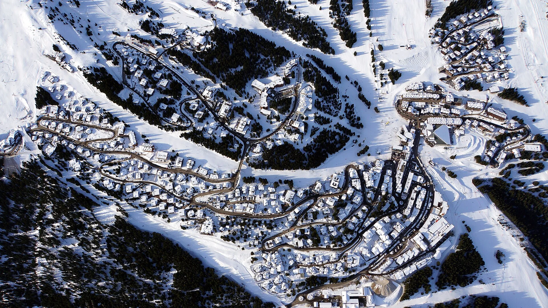 Aperçu de la destination Courchevel pour un mariage de luxe avec Mira Decor Studio.